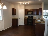 1908 Fuller St photo'