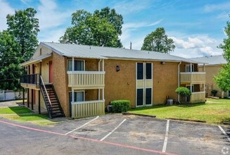 Sedona Hills in Texarkana, TX - Foto de edificio - Building Photo