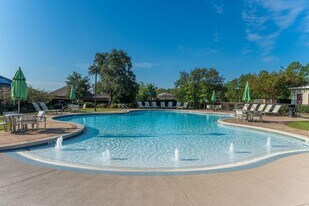 1048 Limpkin St in Crestview, FL - Building Photo