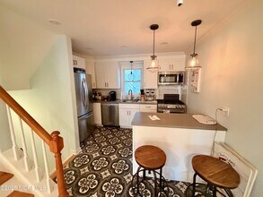 7 Atlantic Ave in Ocean Grove, NJ - Building Photo - Building Photo