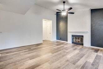 1207 Quail Valley Ln in Arlington, TX - Building Photo - Building Photo