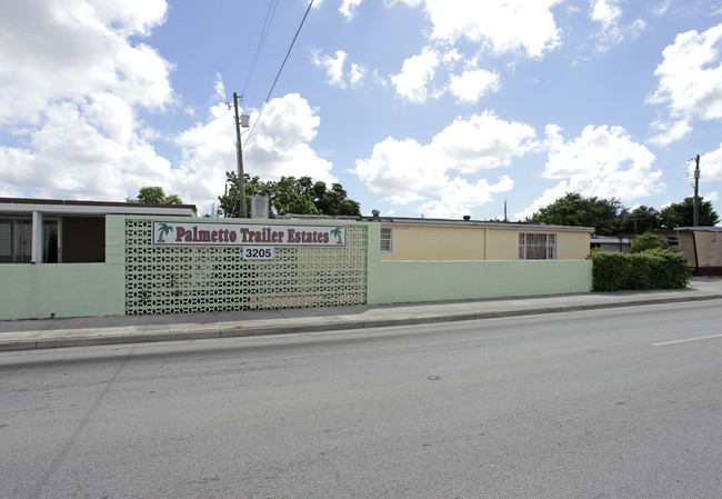 Palmetto Trailer Estates