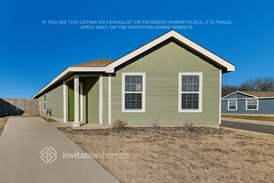 2937 Greenhorn Ave in Crandall, TX - Building Photo