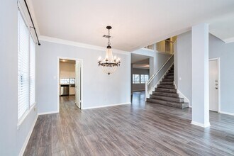 10608 Sun Tree Cove in Austin, TX - Building Photo - Building Photo