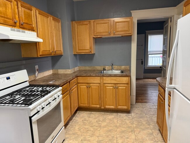 2621 Columbus Ave, Unit 2 Columbus Ave in Minneapolis, MN - Foto de edificio - Building Photo