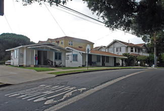 108-124 S 7th St in Santa Paula, CA - Building Photo - Building Photo