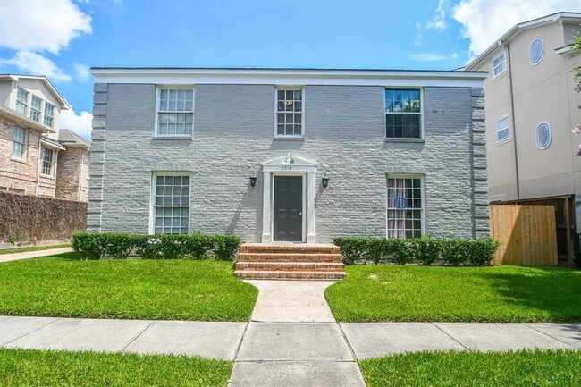 property at 2718 Wroxton Rd