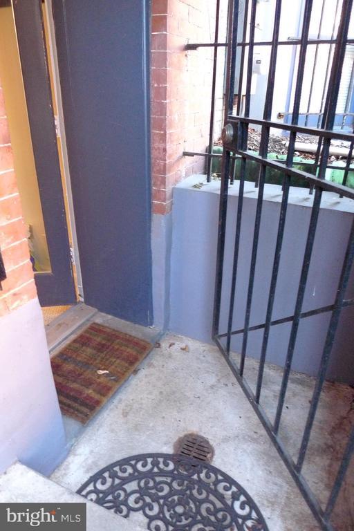 1312 R St NW in Washington, DC - Building Photo - Building Photo