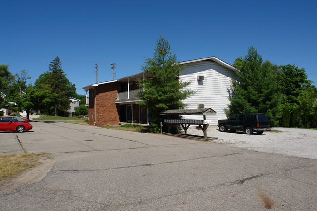 Charles R. Tenney Apartments in Lansing, MI - Building Photo - Building Photo