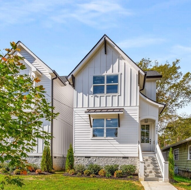 property at 1408 Lischey Ave