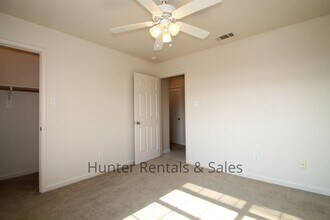 1604 Aztec Trce in Harker Heights, TX - Foto de edificio - Building Photo