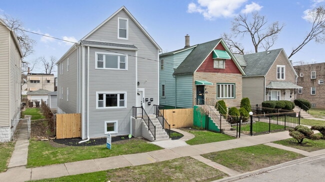 9419 S St Lawrence Ave in Chicago, IL - Building Photo - Building Photo