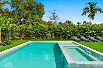 245 NE 116th St in Miami, FL - Building Photo - Building Photo