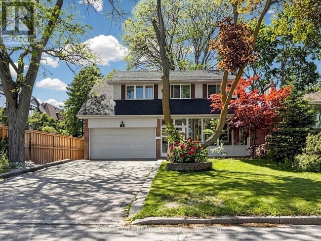 property at 32 Wycliffe Crescent