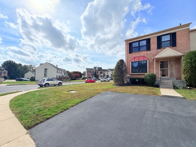111 Bradbury Rd in Brookhaven, PA - Building Photo - Building Photo