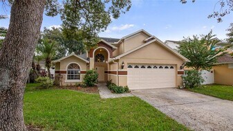 468 Queensbridge Dr in Lake Mary, FL - Building Photo