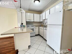 200 Swanton St, Unit 3 in Winchester, MA - Foto de edificio - Building Photo