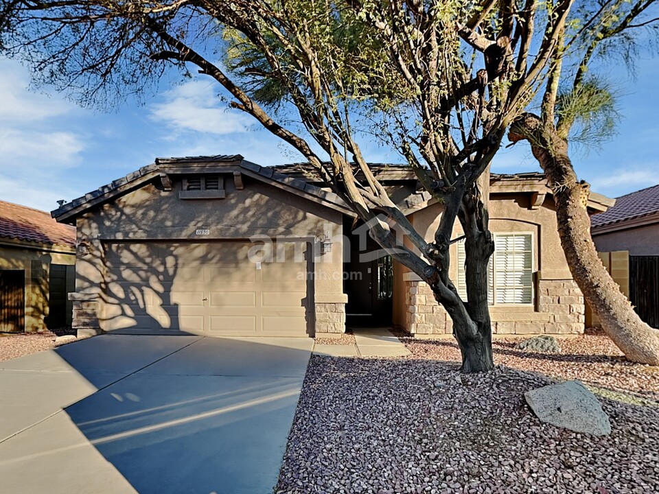 11830 W Yuma St in Avondale, AZ - Building Photo