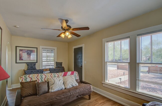 322 N 12th St in Phoenix, AZ - Building Photo - Building Photo