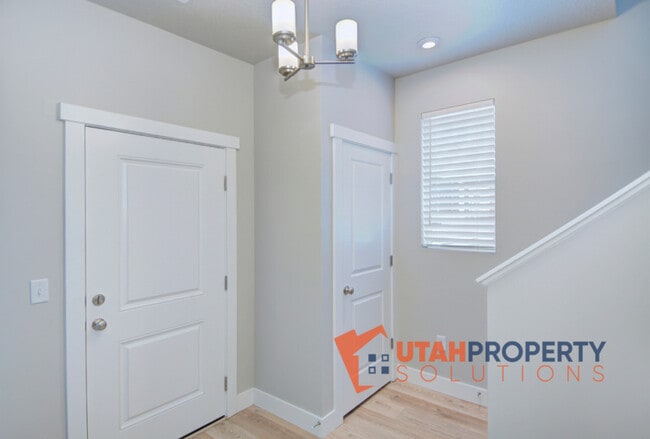 382 S 980 W in American Fork, UT - Building Photo - Building Photo