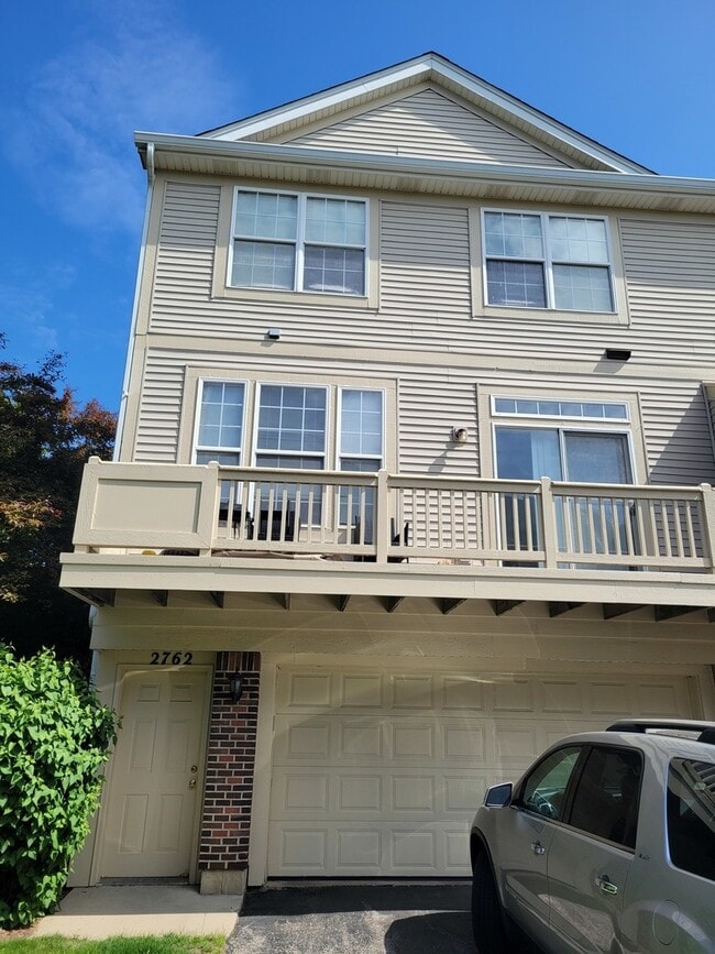 2762 N Greenwood Ave in Arlington Heights, IL - Building Photo - Building Photo