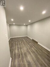 48 Homefield Square in Courtice, ON - Building Photo - Building Photo