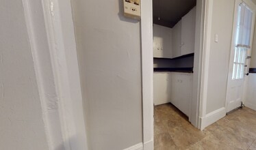 61 Dana St, Unit 8A in Cambridge, MA - Building Photo - Building Photo