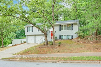 5369 Olde St in Stone Mountain, GA - Building Photo - Building Photo