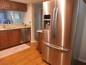 12191 Kelly Sands Way in Ft. Myers, FL - Building Photo - Building Photo