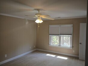 273 Brown Bear in Chapel Hill, NC - Building Photo - Building Photo