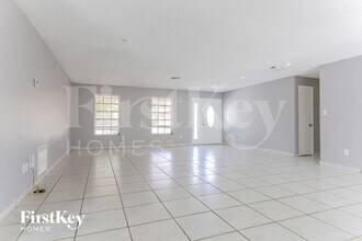 4006 NW 76th Ave in Coral Springs, FL - Building Photo - Building Photo