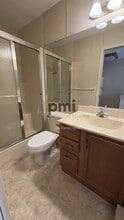 1306 Arthur Ave in Charleston, IL - Building Photo - Building Photo