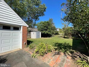 1526 N Utah St in Arlington, VA - Building Photo - Building Photo