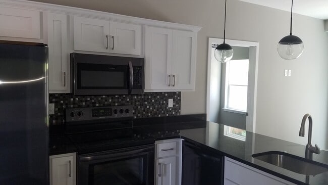 135 Residence Ln in Branson, MO - Building Photo - Building Photo