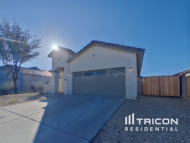 property at 15373 W Jefferson St