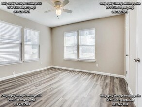 3014 Poplar St in Greenville, TX - Building Photo - Building Photo