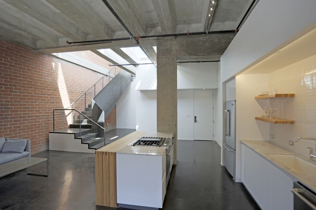 Morgan Lofts in Los Angeles, CA - Building Photo - Interior Photo