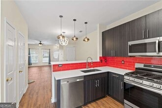 274 Paden Cove Trail in Lawrenceville, GA - Building Photo - Building Photo