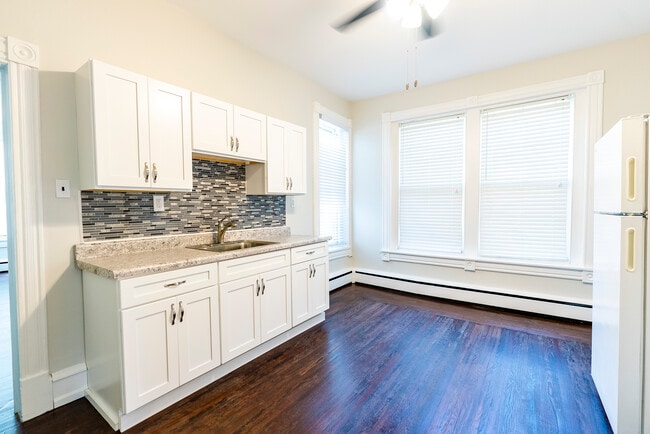 200 Windsor St in Reading, PA - Building Photo - Building Photo