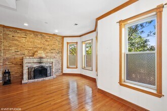 1435 N Washtenaw Ave in Chicago, IL - Building Photo - Building Photo