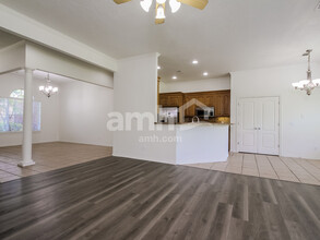 1005 E Uniontown St in Broken Arrow, OK - Foto de edificio - Building Photo