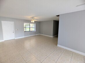 10927 Gantry St in Boca Raton, FL - Building Photo - Building Photo