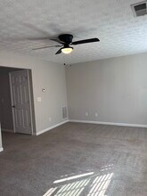 1809 Thrasher Ct in Austell, GA - Building Photo - Building Photo