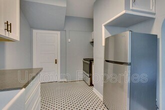 1005 SE 27th Ave in Portland, OR - Building Photo - Building Photo