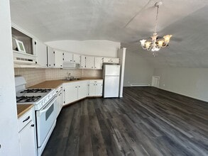 576 3 Skalkaho Hwy in Hamilton, MT - Building Photo - Building Photo