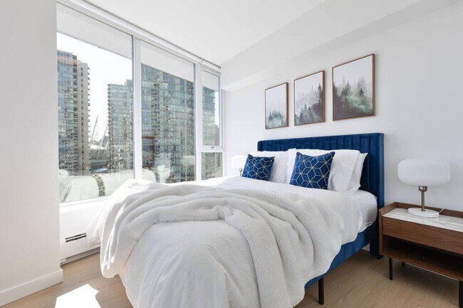 188 Keefer Pl in Vancouver, BC - Building Photo - Building Photo