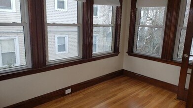 101 Walworth St, Unit 2 in Boston, MA - Building Photo - Building Photo