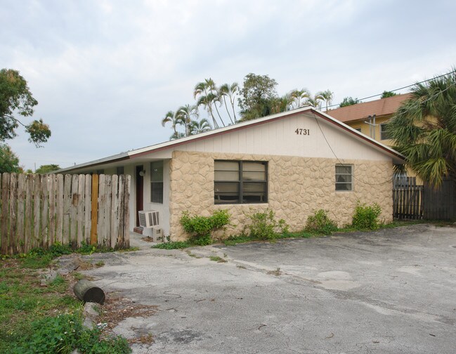 4731 SW 33rd Ave in Fort Lauderdale, FL - Building Photo - Building Photo