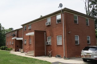 207 Fort Lee Rd Apartments