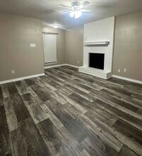 4913 Jamesway Rd, Unit C in Fort Worth, TX - Building Photo - Building Photo